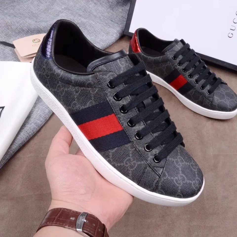 👟👟Ex-factory price 420👟👟 Newly upgraded high version of men's and women's wear, (GUCCI) official website's latest casual and fashionable couple shoes, hot style The style is simple and elegant, exclusive for couples. Unique official website latest brand elements 👑 original Gucci decoration, fashionable and generous, original material cowhide ✅ sheepskin lining, official website designated wear-resistant casual outsole, real-life photos of classic models in the counter, women's 35-40, men's 38--44 sizes
